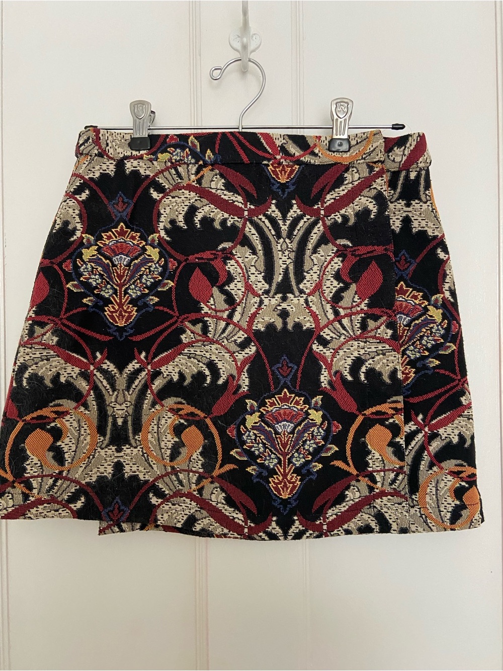 Topshop Baroque Jacquard Mini Skirt in Black, Burgundy and Gold